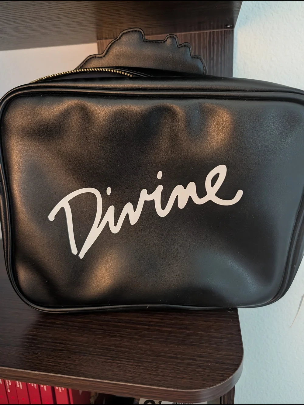 Cakeworthy Divine Glitter Red Bust Cosmetic Bag - Black